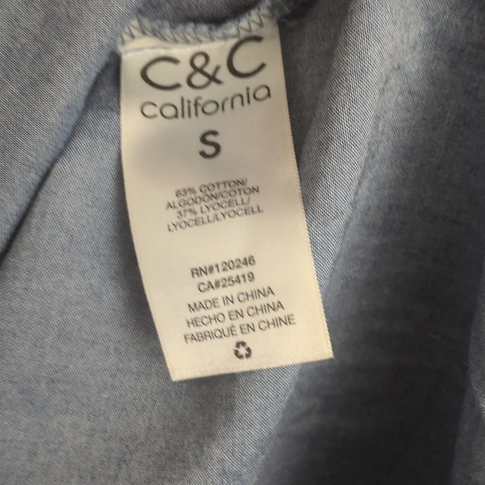 C&C California Chambray Dress - Picture 4 of 5
